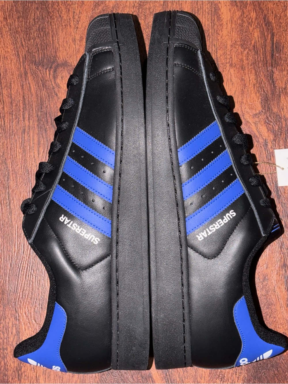Adidas - Picture 8 of 9